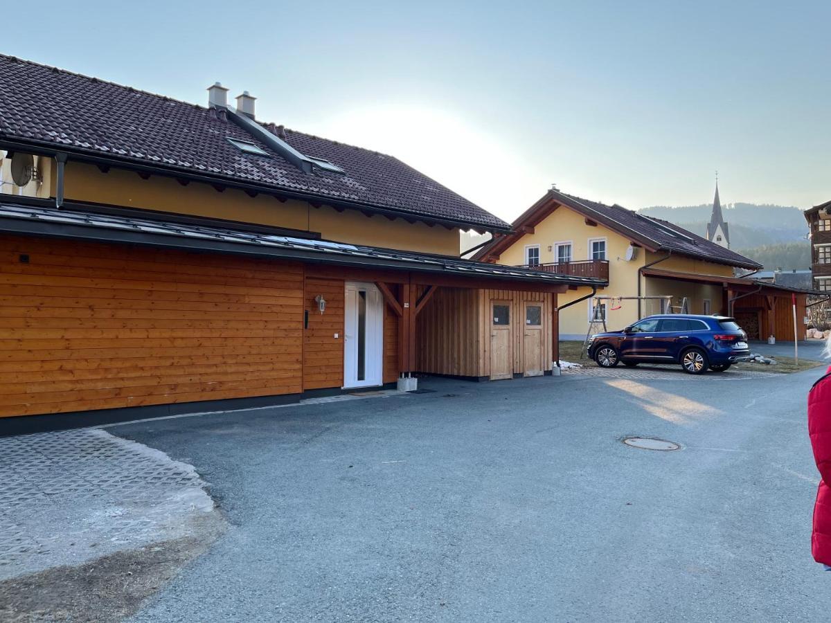 Sonnenchalet mit Sauna Kotschach-Mauthen Exterior foto
