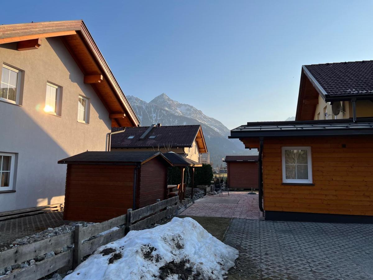 Sonnenchalet mit Sauna Kotschach-Mauthen Exterior foto