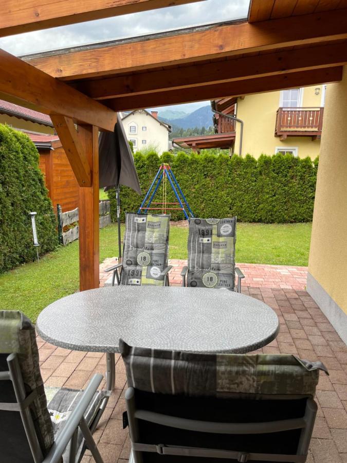 Sonnenchalet mit Sauna Kotschach-Mauthen Exterior foto